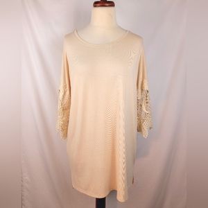 NWT Umgee Crocheted Sleeve Tunic Top or Dress